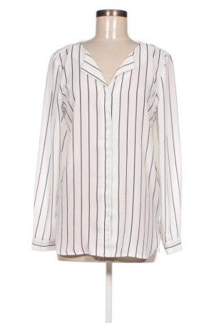 Γυναικείο πουκάμισο VILA, Μέγεθος M, Χρώμα Λευκό, Τιμή 3,16 €