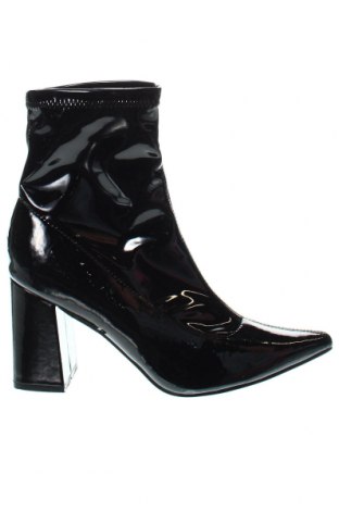 Dámské boty  Migato, Velikost 40, Barva Černá, Cena  466,00 Kč