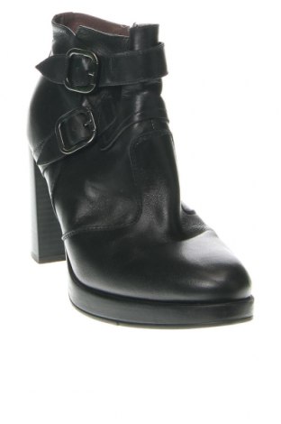 Dámské boty  Nero Giardini, Velikost 37, Barva Černá, Cena  476,00 Kč