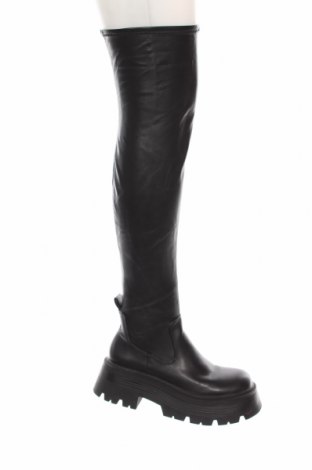 Γυναικείες μπότες Pull&Bear, Μέγεθος 37, Χρώμα Μαύρο, Τιμή 34,44 €