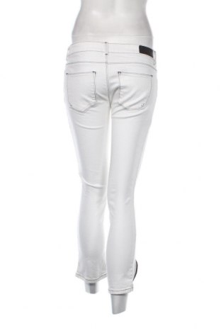 Γυναικείο Τζίν, Μέγεθος M, Χρώμα Λευκό, Τιμή 18,05 €