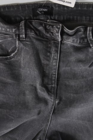 Damen Jeans, Größe M, Farbe Grau, Preis 8,99 €