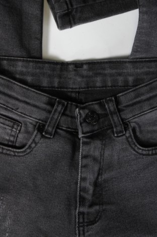 Damen Jeans, Größe XS, Farbe Grau, Preis 1,63 €