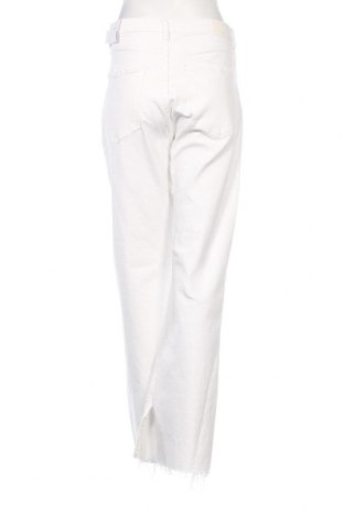 Γυναικείο Τζίν Bershka, Μέγεθος L, Χρώμα Λευκό, Τιμή 23,71 €