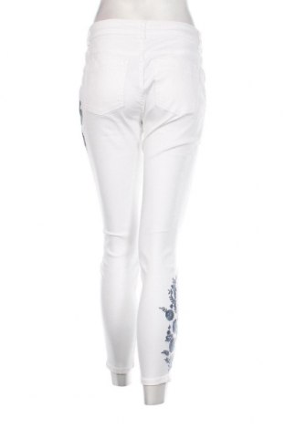 Γυναικείο Τζίν Buffalo, Μέγεθος M, Χρώμα Λευκό, Τιμή 13,01 €