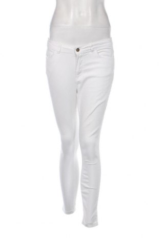 Damen Jeans Defacto, Größe M, Farbe Weiß, Preis 4,45 €