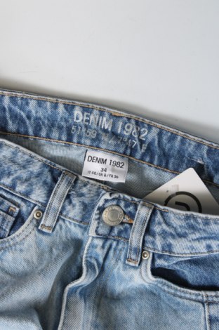 Dámske džínsy  Denim 1982, Veľkosť XS, Farba Modrá, Cena  4,44 €