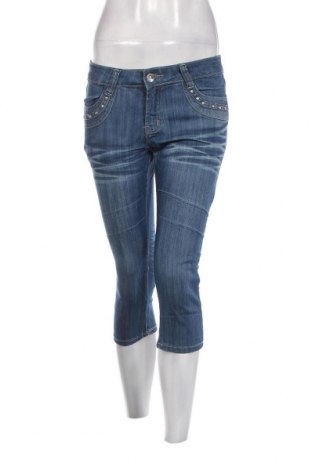 Damen Jeans Famous, Größe S, Farbe Blau, Preis 4,64 €