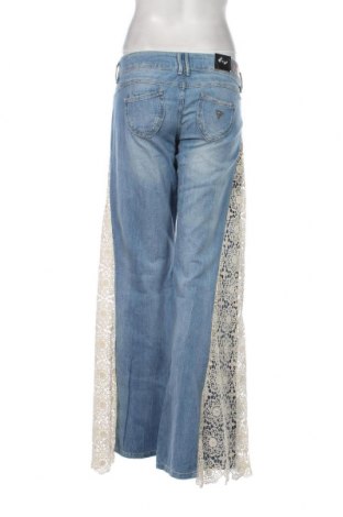 Damen Jeans Guess, Größe L, Farbe Blau, Preis 77,32 €
