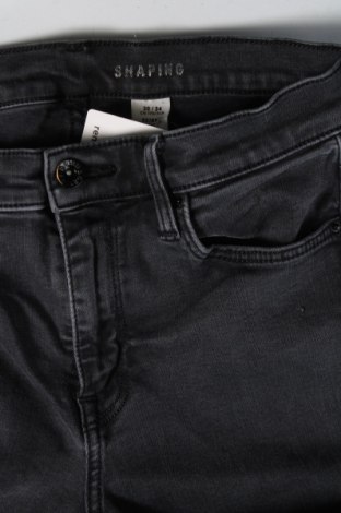 Dámske džínsy  H&M, Veľkosť XS, Farba Sivá, Cena  7,59 €