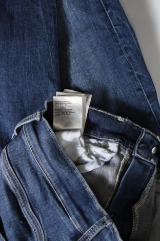 Damskie jeansy H&M, Rozmiar S, Kolor Niebieski, Cena 41,64 zł