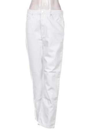 Damskie jeansy Karl Lagerfeld, Rozmiar M, Kolor Biały, Cena 530,16 zł