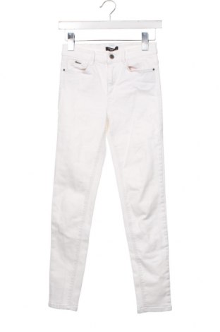 Damskie jeansy LC Waikiki, Rozmiar S, Kolor Biały, Cena 26,67 zł