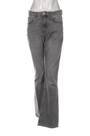 Дамски дънки Perfect Jeans By Gina Tricot, Размер M, Цвят Сив, Цена 23,80 лв.