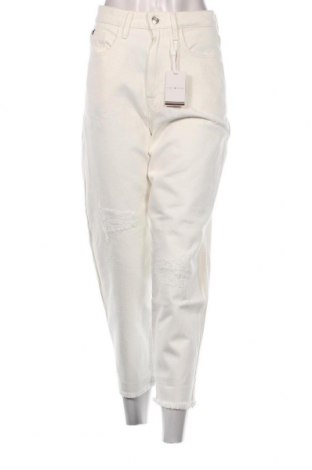 Дамски дънки Tommy Hilfiger, Размер S, Цвят Бял, Цена 138,60 лв.