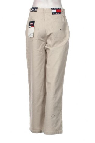 Дамски дънки Tommy Jeans, Размер M, Цвят Бежов, Цена 83,16 лв.