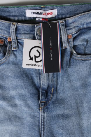 Damskie jeansy Tommy Jeans, Rozmiar S, Kolor Niebieski, Cena 391,60 zł