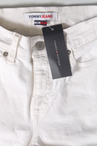 Dámske džínsy  Tommy Jeans, Veľkosť XS, Farba Biela, Cena  45,84 €