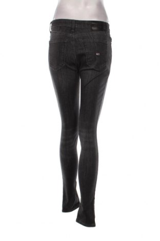 Дамски дънки Tommy Jeans, Размер S, Цвят Сив, Цена 81,42 лв.