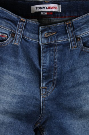 Damskie jeansy Tommy Jeans, Rozmiar S, Kolor Niebieski, Cena 198,99 zł