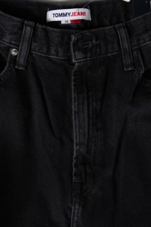 Dámske džínsy  Tommy Jeans, Veľkosť M, Farba Sivá, Cena  45,84 €