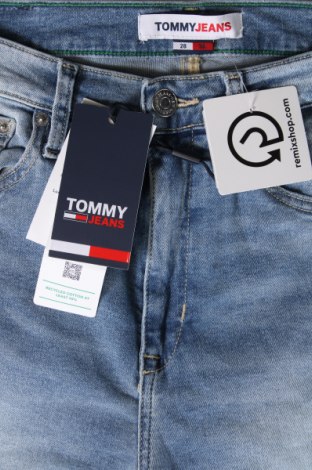 Damskie jeansy Tommy Jeans, Rozmiar M, Kolor Niebieski, Cena 258,60 zł