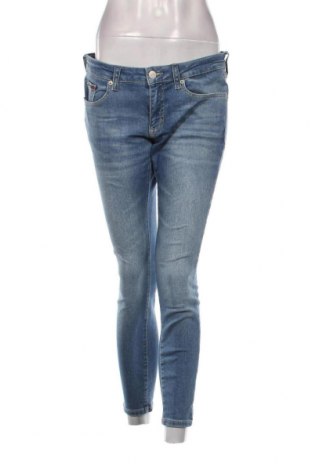 Дамски дънки Tommy Jeans, Размер M, Цвят Син, Цена 138,60 лв.