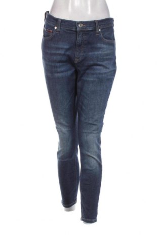 Дамски дънки Tommy Jeans, Размер L, Цвят Син, Цена 103,14 лв.