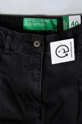 Damskie jeansy United Colors Of Benetton, Rozmiar S, Kolor Czarny, Cena 85,80 zł
