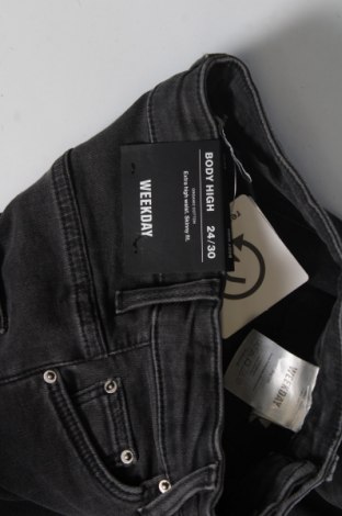 Damen Jeans Weekday, Größe XXS, Farbe Grau, Preis € 12,68
