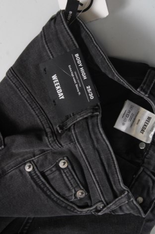 Damen Jeans Weekday, Größe XXS, Farbe Grau, Preis € 10,99