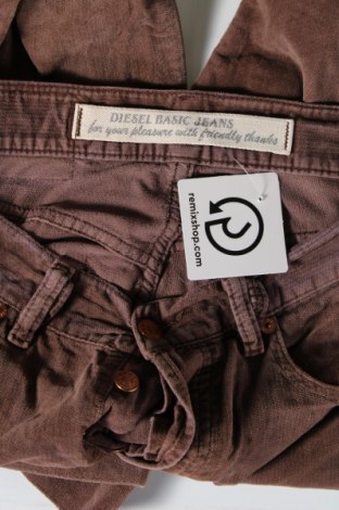 Дамски джинси Diesel, Размер M, Цвят Кафяв, Цена 39,92 лв.