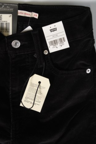 Дамски джинси Levi's, Размер XS, Цвят Черен, Цена 146,00 лв.