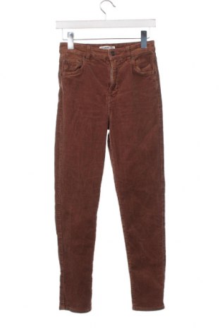 Pantaloni de velvet de femei Pull&Bear, Mărime S, Culoare Maro, Preț 74,00 Lei