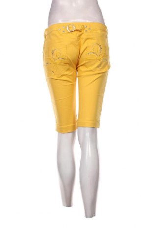 Pantaloni scurți de femei, Mărime L, Culoare Galben, Preț 59,13 Lei