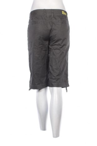 Γυναικείο κοντό παντελόνι Bench, Μέγεθος XL, Χρώμα Γκρί, Τιμή 14,85 €