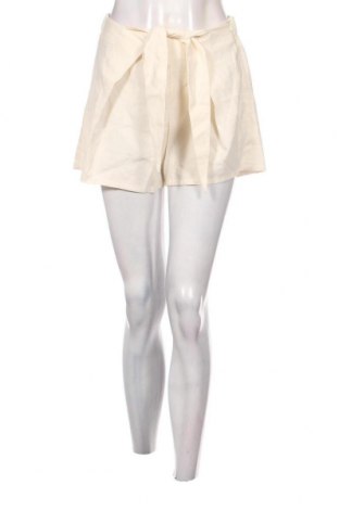 Дамски къс панталон Bershka, Размер M, Цвят Екрю, Цена 11,47 лв.