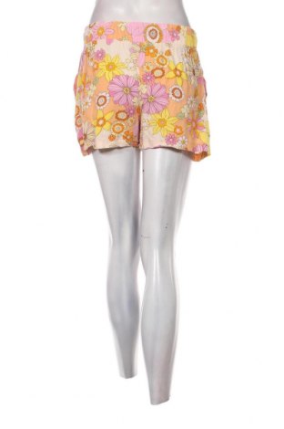 Pantaloni scurți de femei Bershka, Mărime XS, Culoare Multicolor, Preț 38,39 Lei