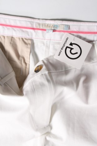 Дамски къс панталон Boden, Размер XXL, Цвят Бял, Цена 34,00 лв.