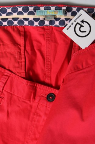 Дамски къс панталон Boden, Размер XXL, Цвят Червен, Цена 34,00 лв.
