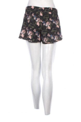 Γυναικείο κοντό παντελόνι Crane, Μέγεθος M, Χρώμα Πολύχρωμο, Τιμή 3,17 €