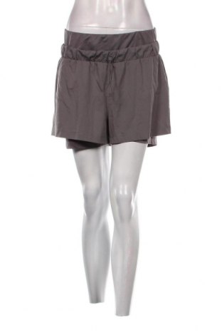 Γυναικείο κοντό παντελόνι Crane, Μέγεθος L, Χρώμα Γκρί, Τιμή 3,29 €