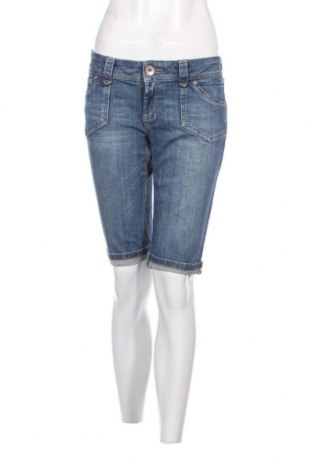 Дамски къс панталон Edc By Esprit, Размер M, Цвят Син, Цена 24,00 лв.