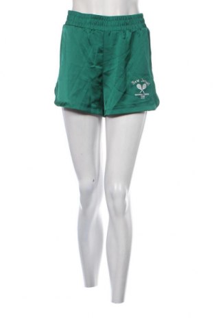 Дамски къс панталон Fb Sister, Размер S, Цвят Зелен, Цена 6,27 лв.