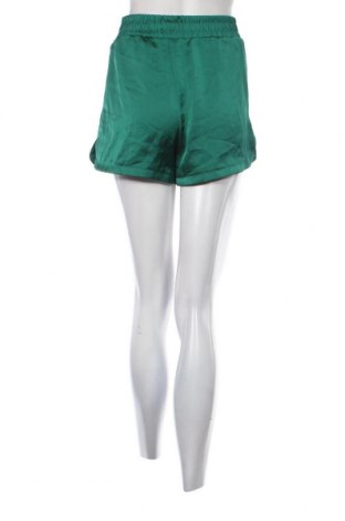 Γυναικείο κοντό παντελόνι Fb Sister, Μέγεθος S, Χρώμα Πράσινο, Τιμή 11,75 €