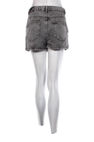 Γυναικείο κοντό παντελόνι Fb Sister, Μέγεθος M, Χρώμα Γκρί, Τιμή 19,18 €