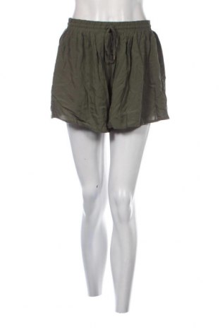 Γυναικείο κοντό παντελόνι Forever 21, Μέγεθος L, Χρώμα Πράσινο, Τιμή 9,28 €