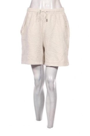 Γυναικείο κοντό παντελόνι Gestuz, Μέγεθος M, Χρώμα  Μπέζ, Τιμή 31,55 €