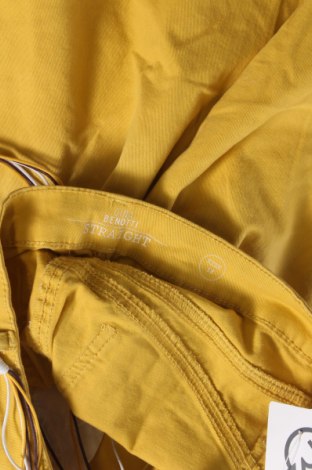 Дамски къс панталон Gina Benotti, Размер M, Цвят Жълт, Цена 19,00 лв.