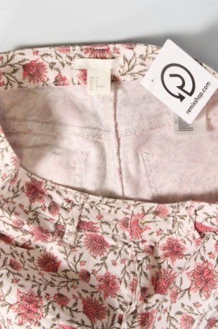 Дамски къс панталон H&M, Размер XS, Цвят Многоцветен, Цена 18,82 лв.